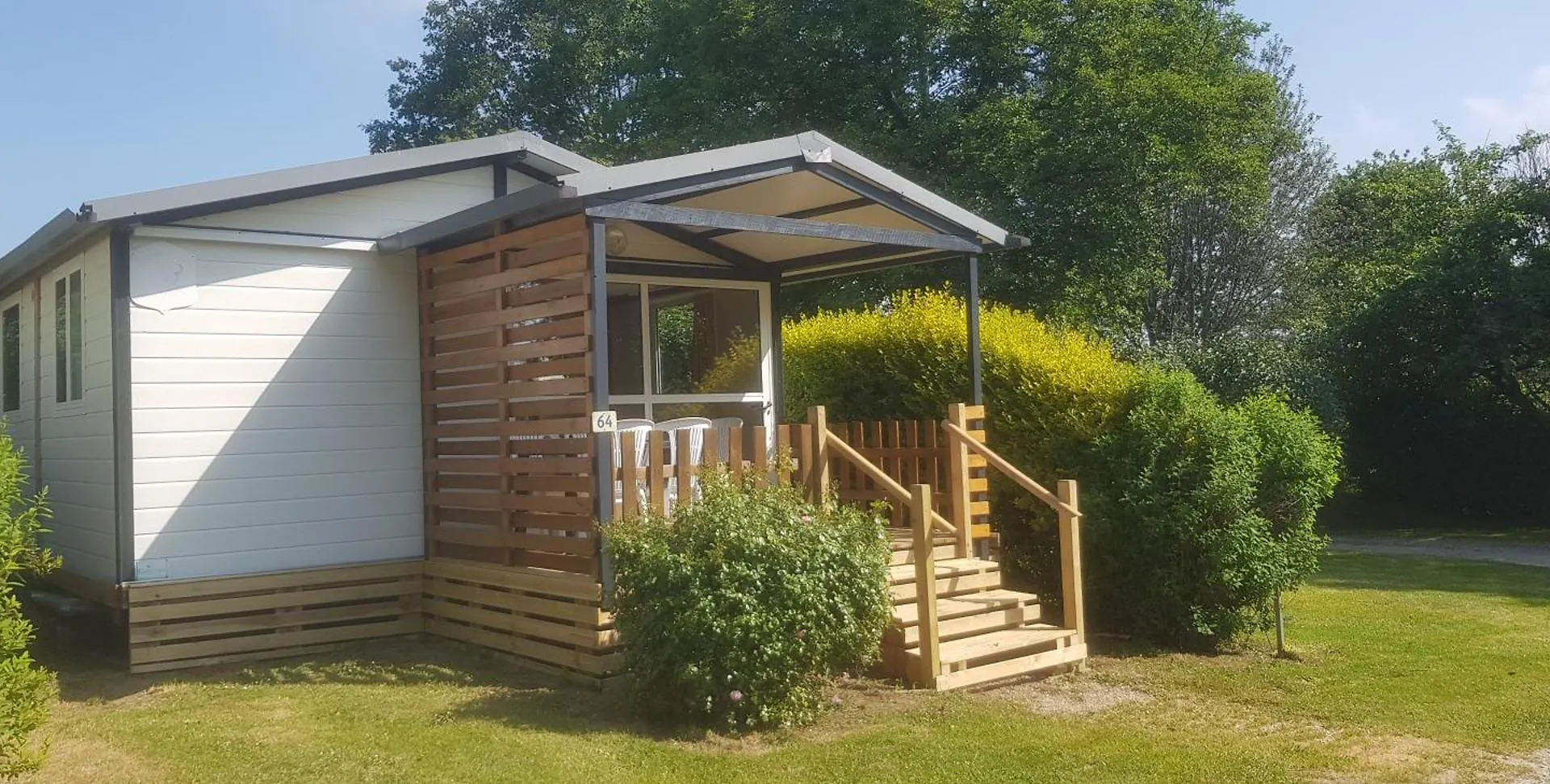 Camping A L'Abri De L'Ocean Baye  Campsite Baye (Finistere)